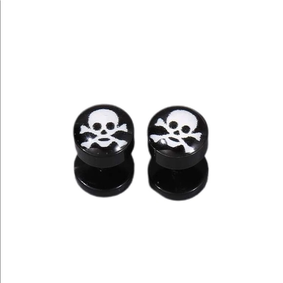 Skull Pattern Stud Earrings